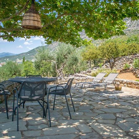 Apartamento Aloe Meli Kalamata Exterior foto